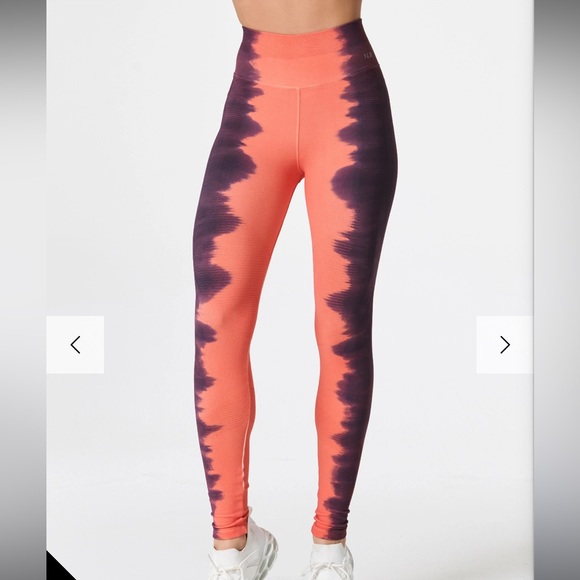 Nux One by One Legging - Picture 1 of 8